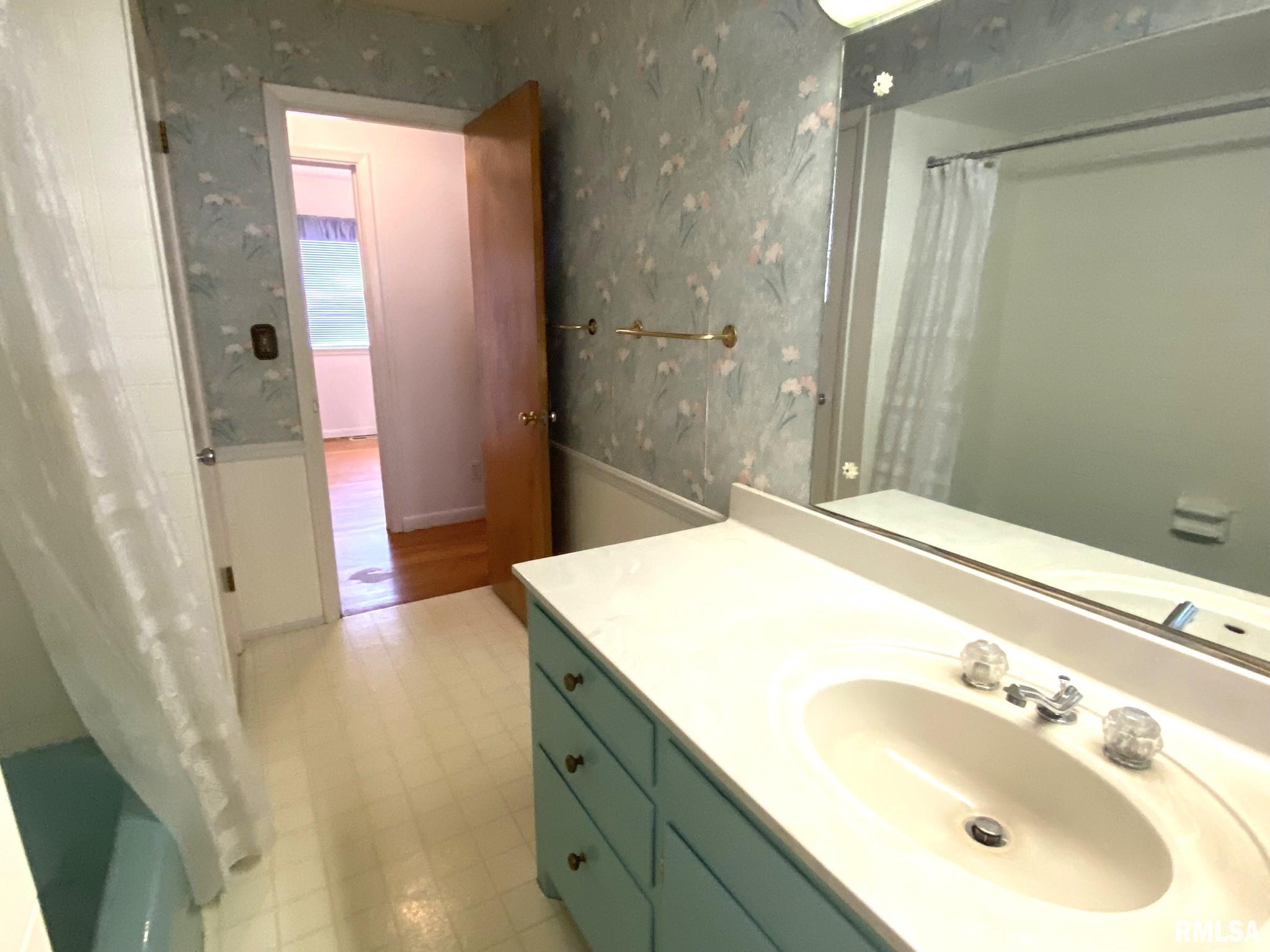 58 Radcliff Road Springfield, IL 62703 - Photo 11 of 39