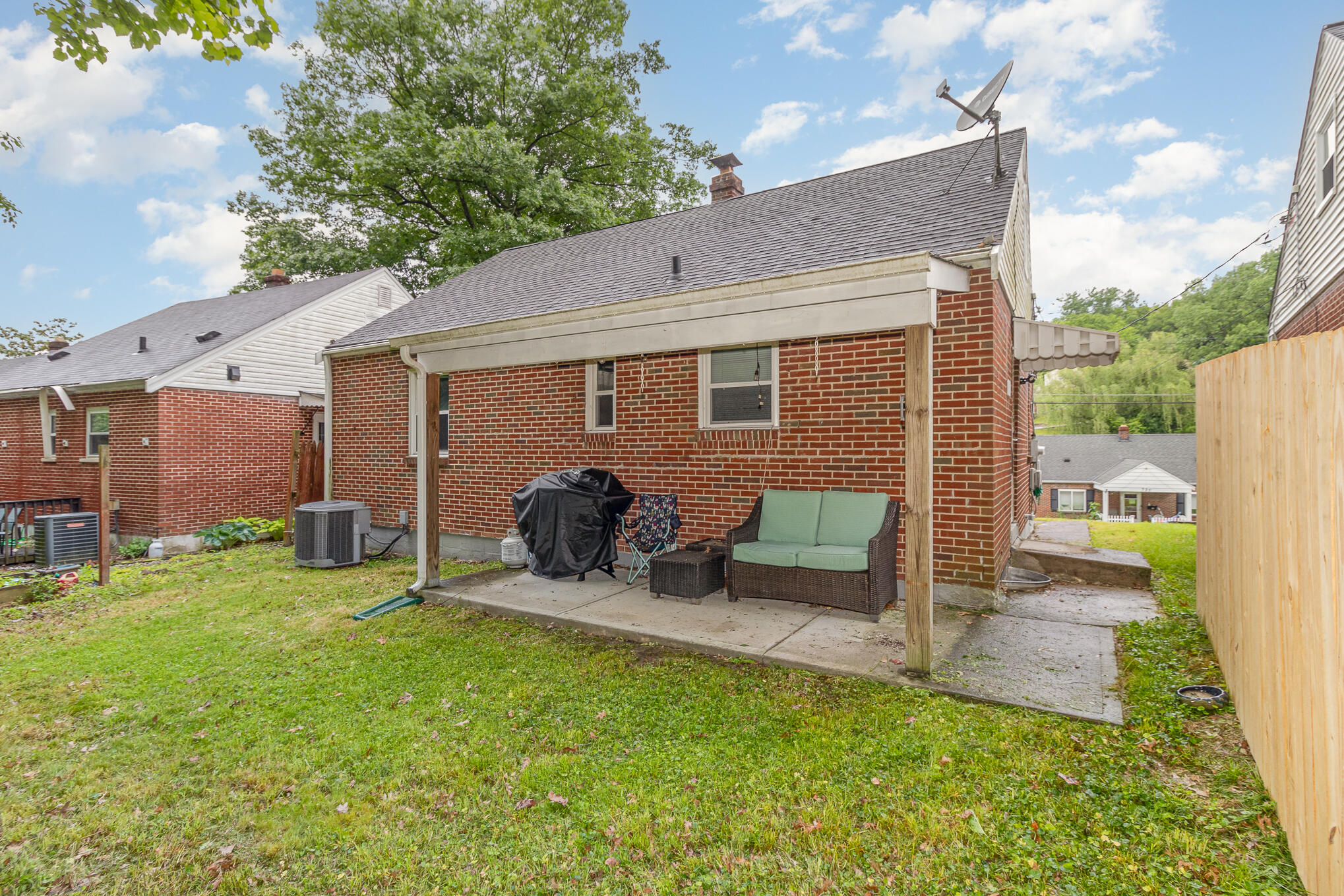 326 Riddle Place Newport, KY 41071 - Photo 22 of 30 Gallery Image 22