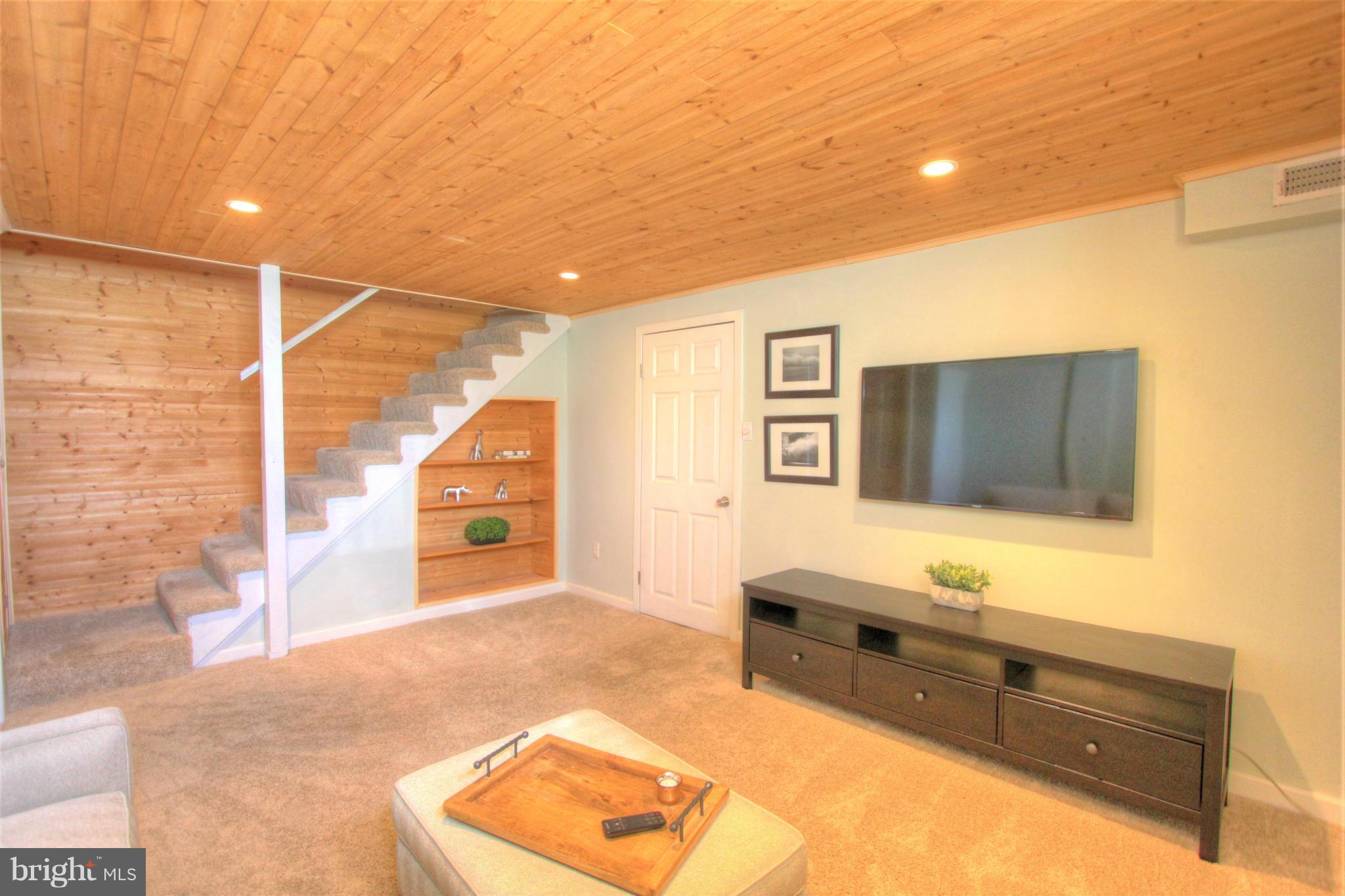 183 Cherrydell Road Catonsville, MD 21228 - Photo 17 of 30 Family Room