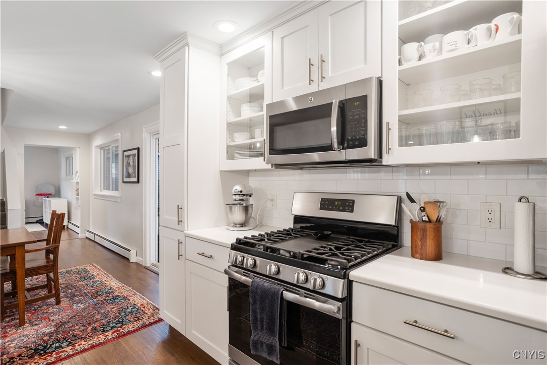 220 Locksley Road Syracuse, NY 13224 - Photo 7 of 24