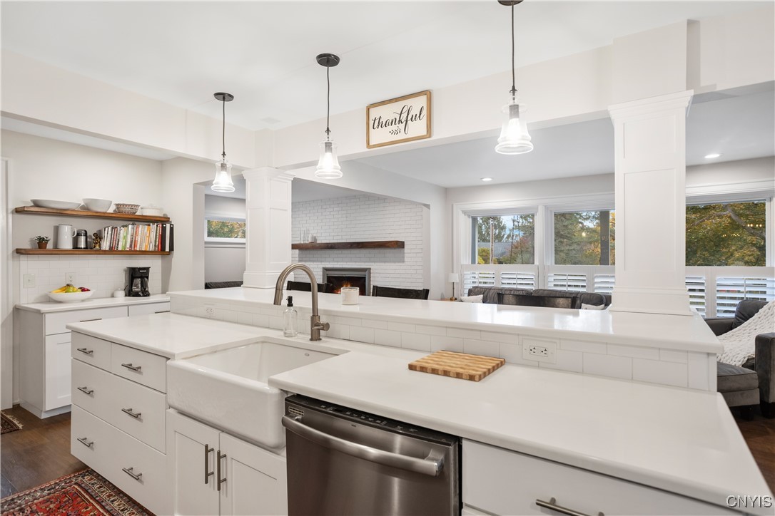 220 Locksley Road Syracuse, NY 13224 - Photo 9 of 24