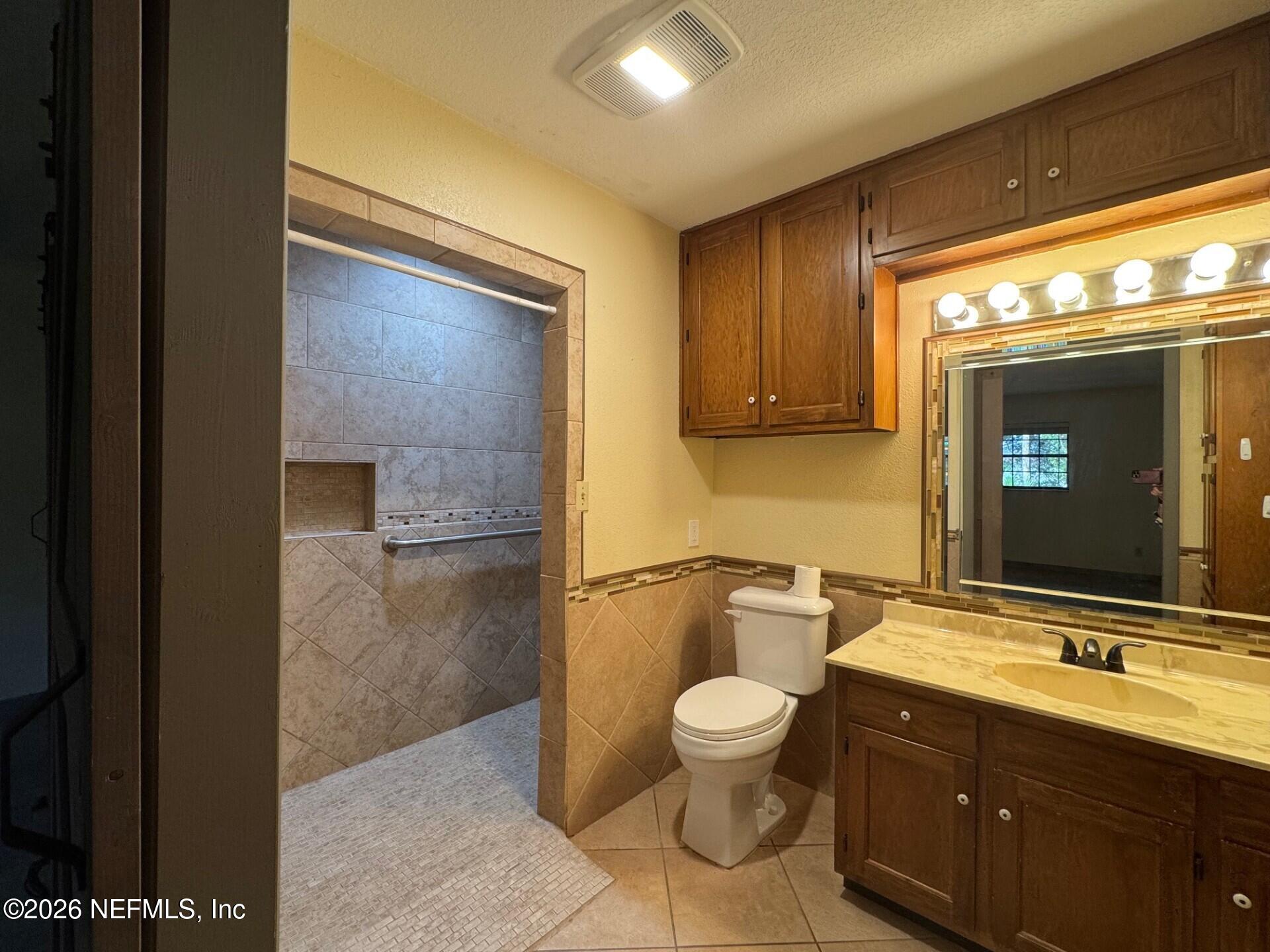 229 Davis Lake Road Palatka, FL 32177 - Photo 25 of 67 IMG_8303