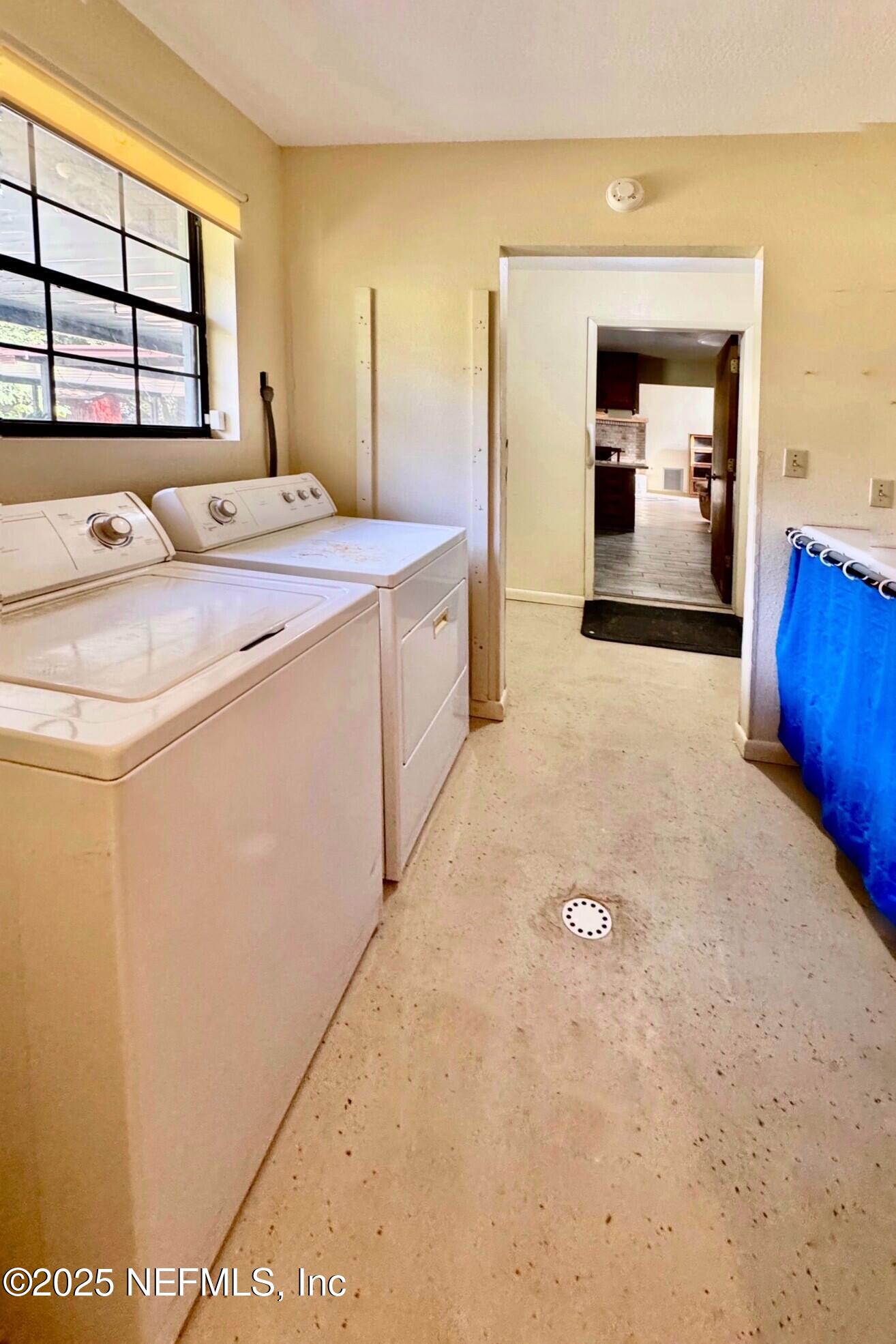 229 Davis Lake Road Palatka, FL 32177 - Photo 39 of 73 IMG_8760