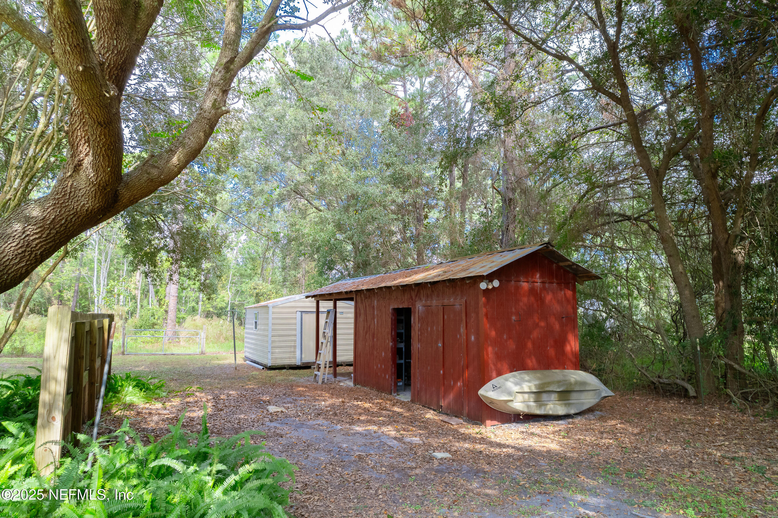 229 Davis Lake Road Palatka, FL 32177 - Photo 48 of 73 229DavisLake-0025