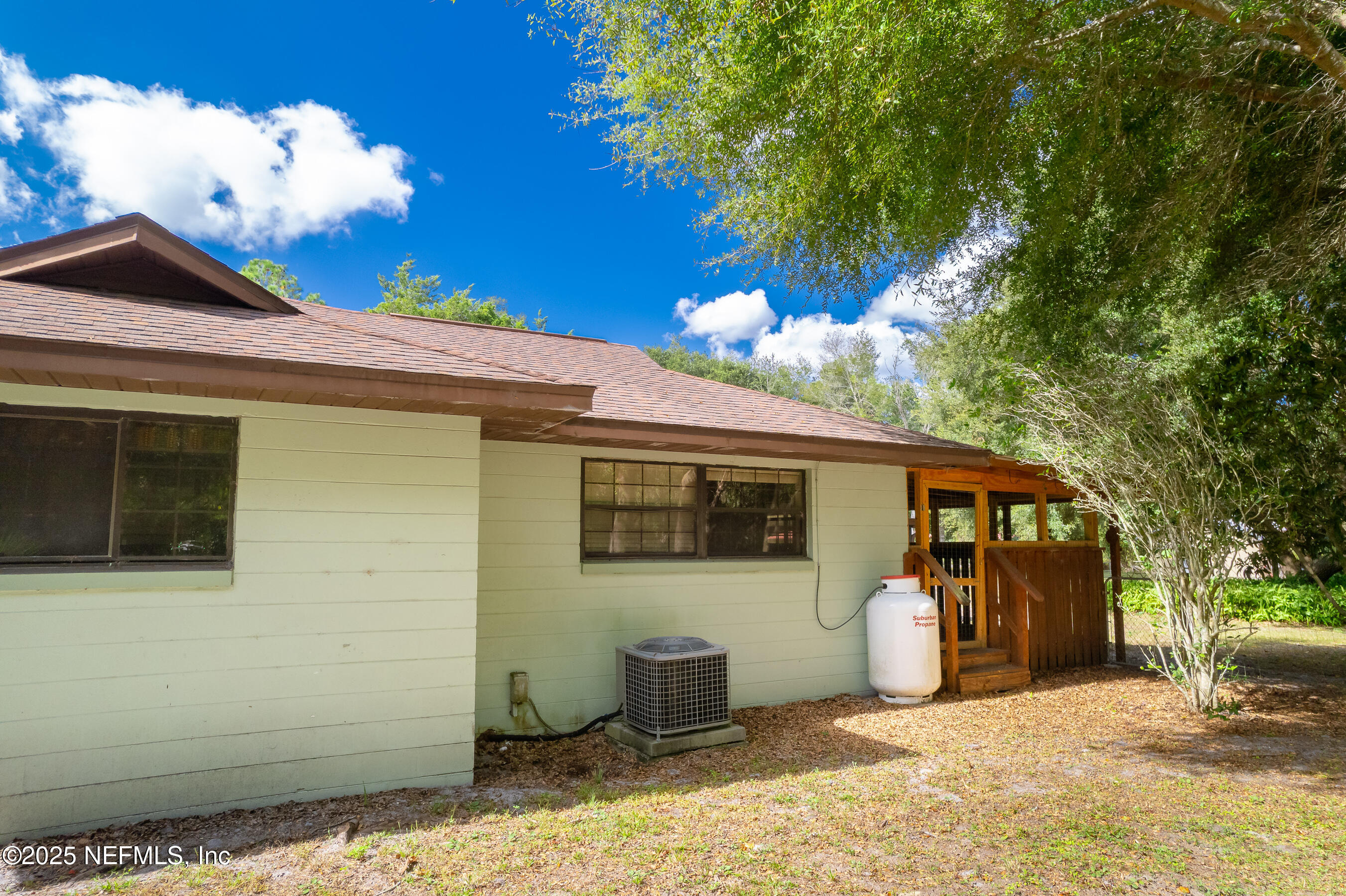 229 Davis Lake Road Palatka, FL 32177 - Photo 66 of 73 229DavisLake-0024