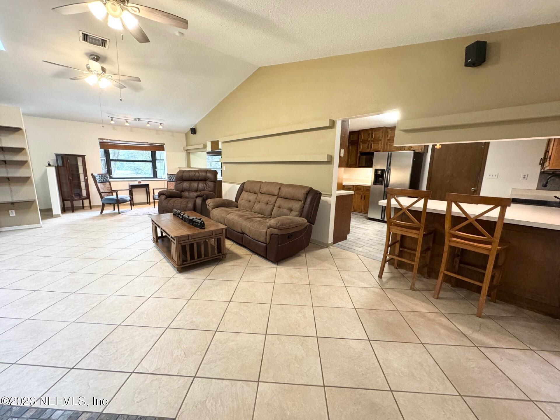 229 Davis Lake Road Palatka, FL 32177 - Photo 10 of 67 IMG_8293