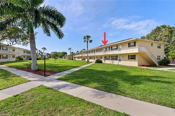 $155,000 | 3325 Airport Road North, Unit R7, Naples, FL 34105