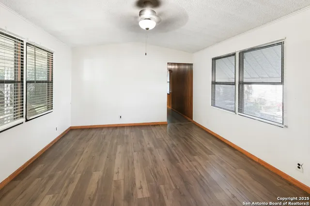 $1,050 | 16240 San Pedro Avenue, Unit 220, San Antonio, TX 78232