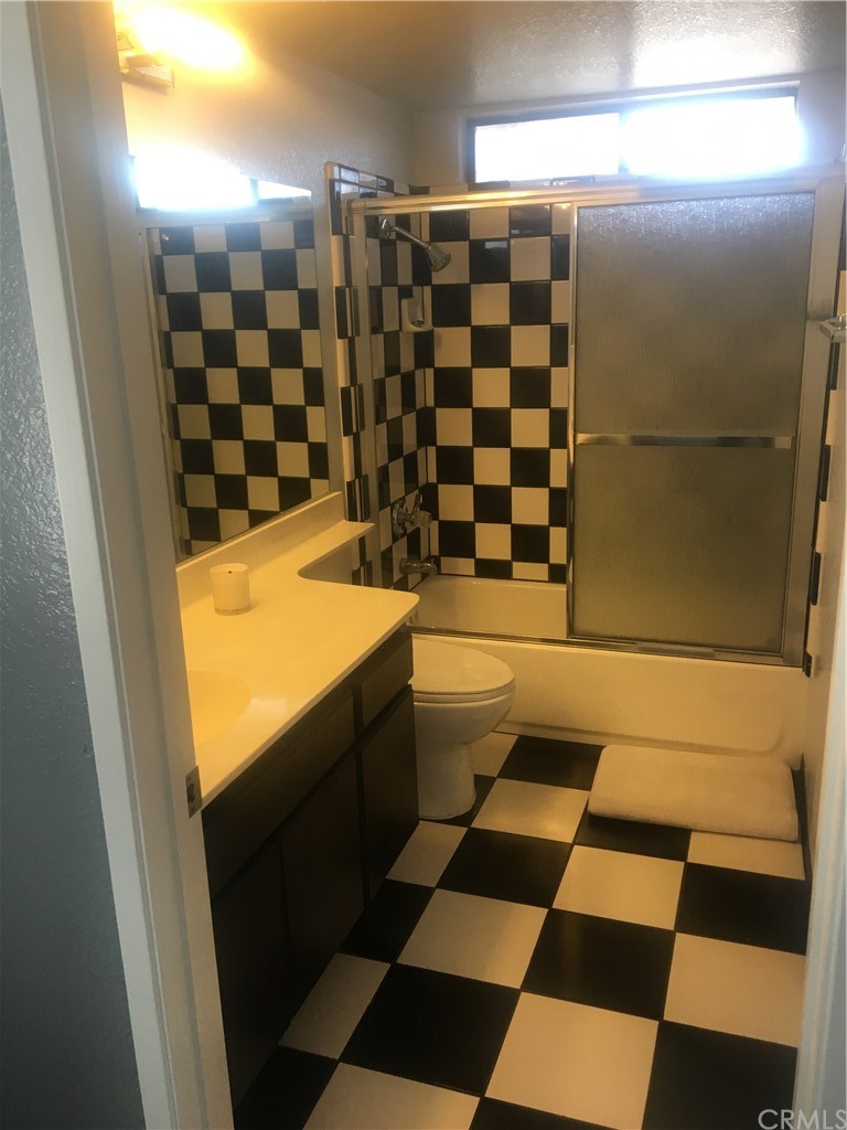 1712 Deanna Way Redlands, CA 92374 - Photo 5 of 11