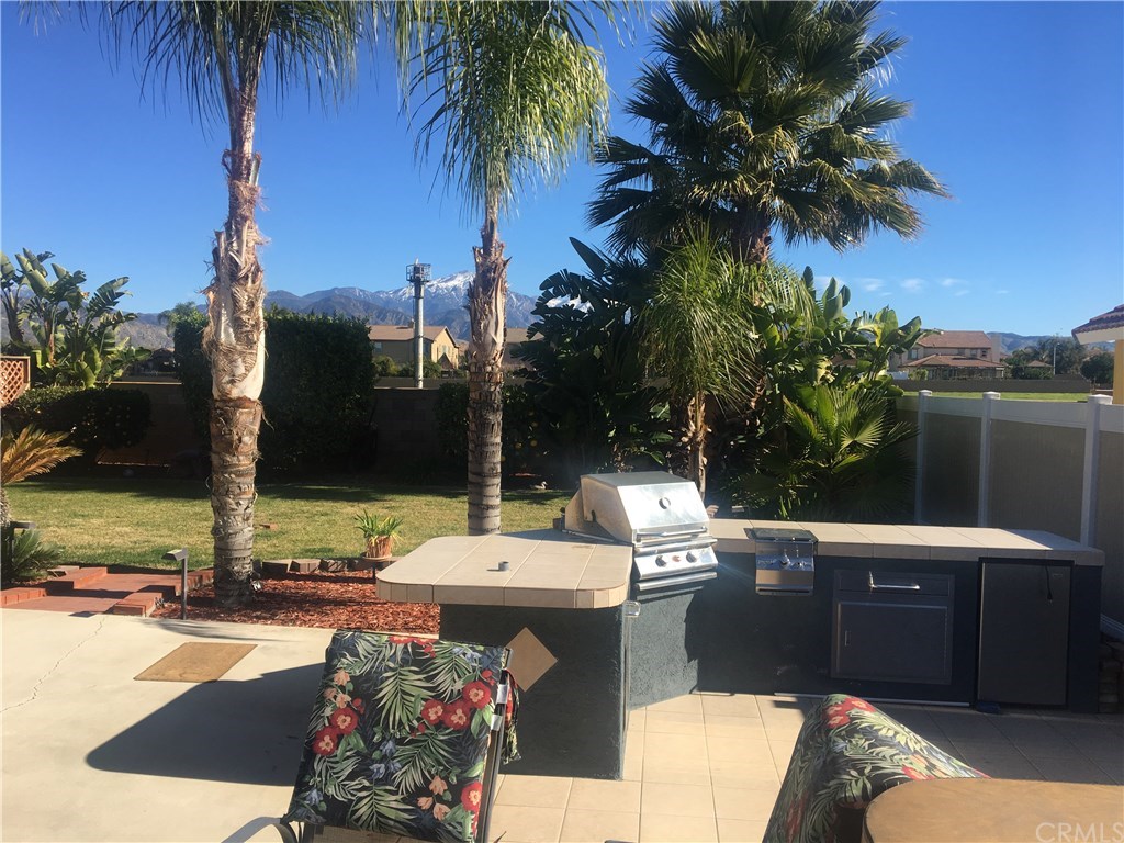 1712 Deanna Way Redlands, CA 92374 - Photo 10 of 11