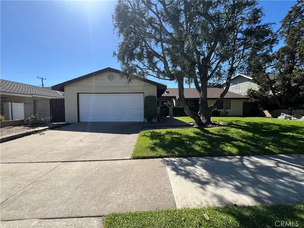 $4,500 | 328 South Wheeler Place, Orange, CA 92869