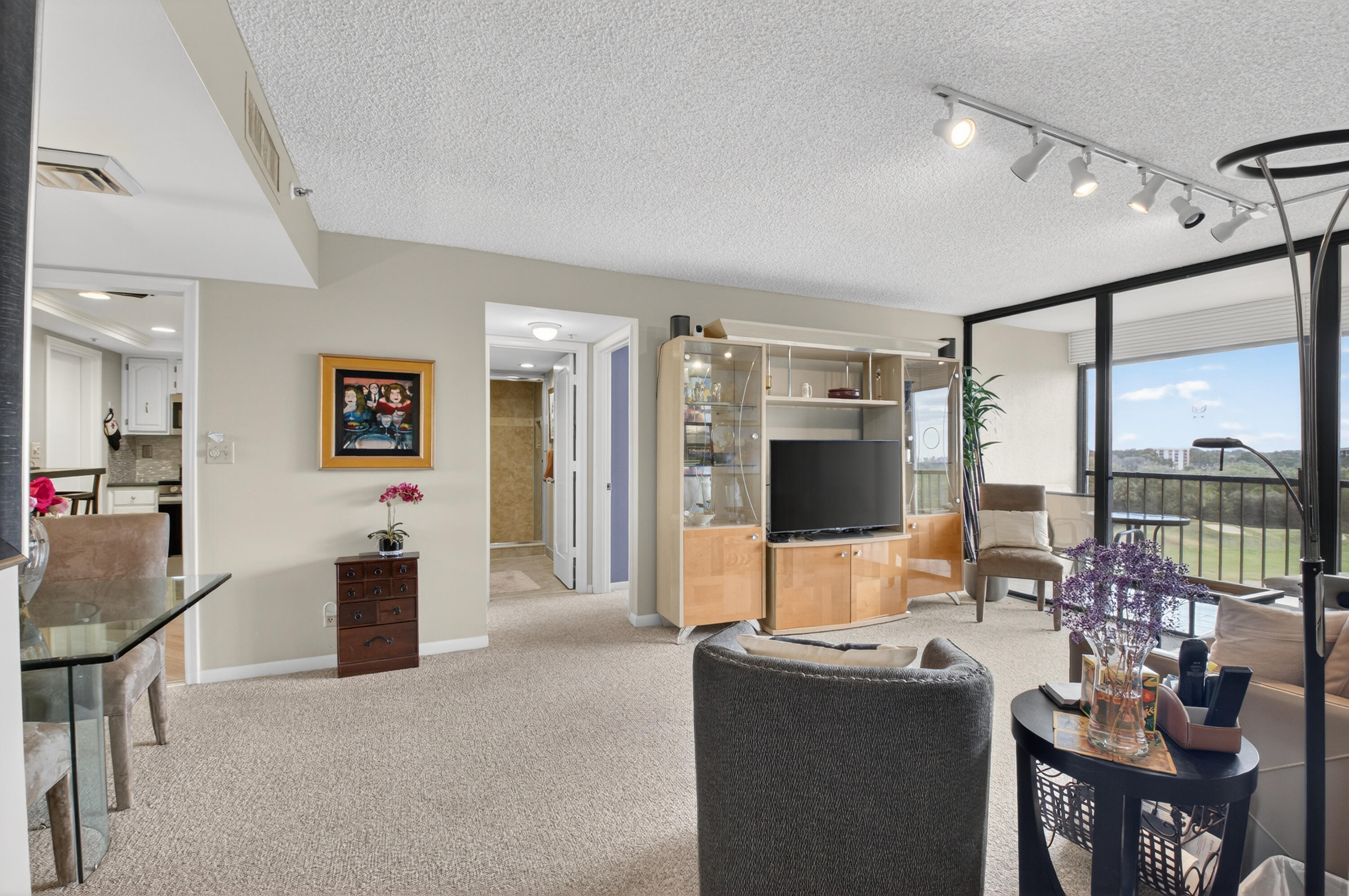 7754 Lakeside Boulevard, Unit 476 Boca Raton, FL 33434 - Photo 7 of 82 DSC_6186