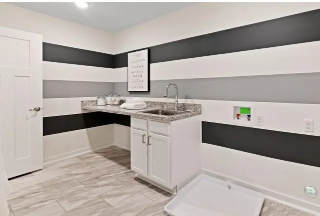 $605,505 | 438 Hawthorn Hill Drive, Canonsburg, PA 15317