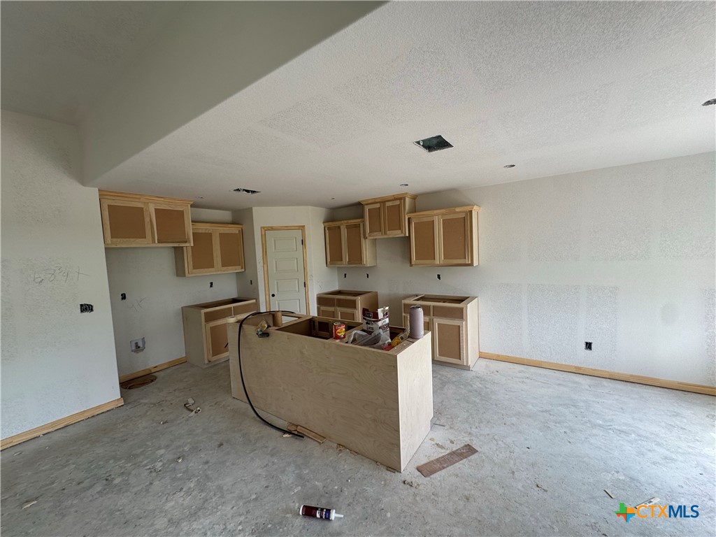 3103 Atascosa Drive Temple, TX 76501 - Photo 4 of 11 Kitchen
