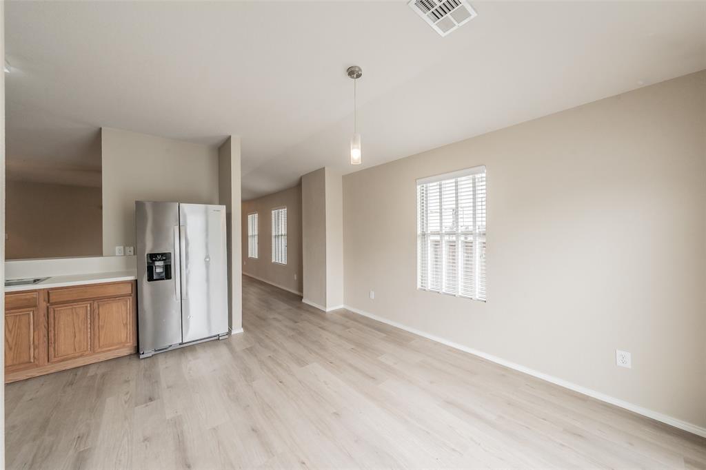 629 Chalk Knoll Road Fort Worth, TX 76108 - Photo 14 of 40
