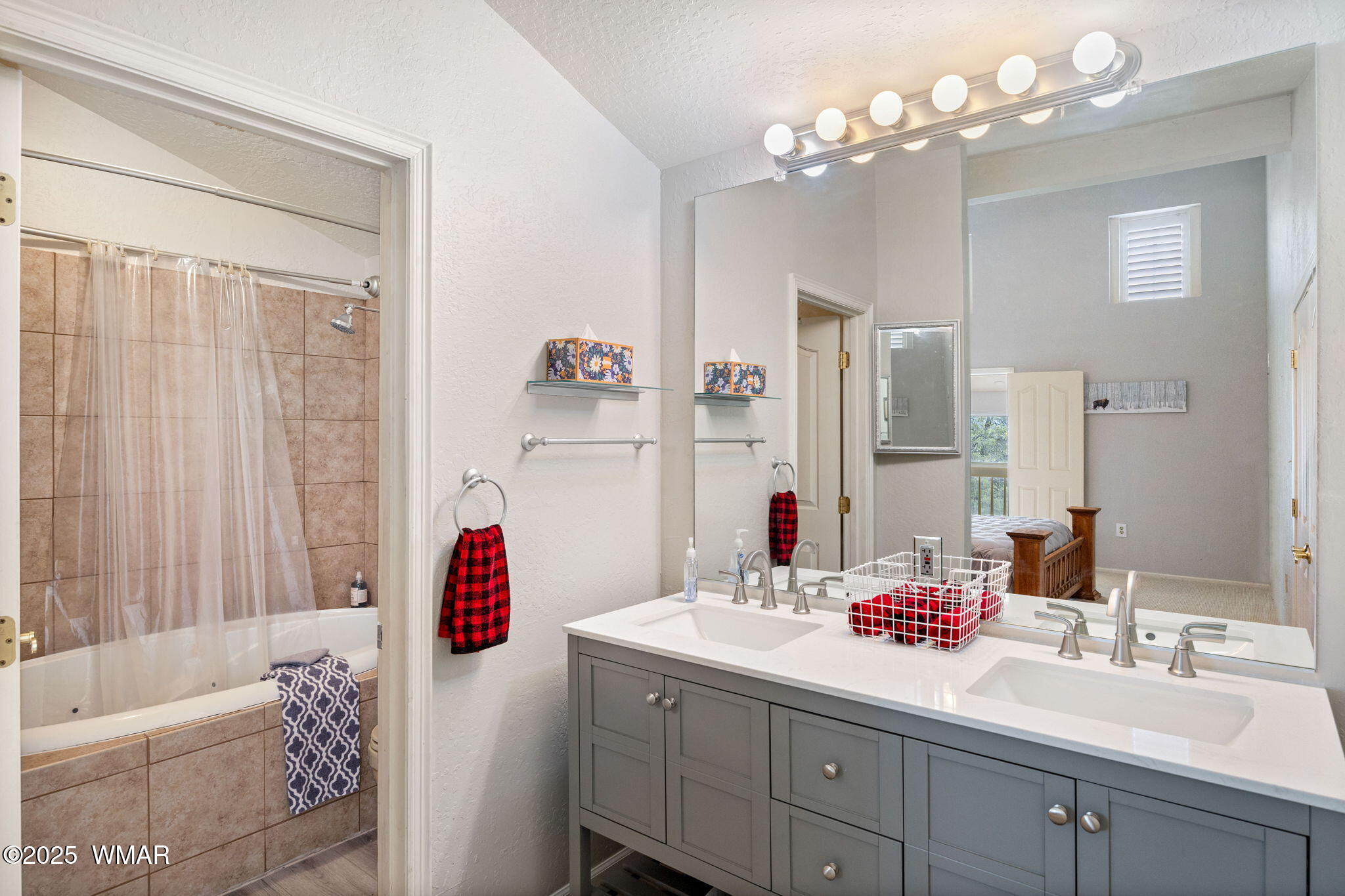 3060 Beaufeaux Road Overgaard, AZ 85933 - Photo 25 of 35