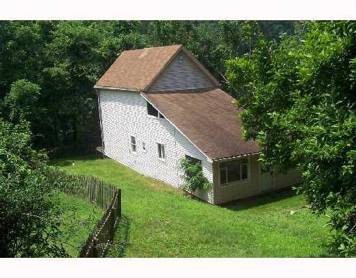 358 Upper Braeburn Road Lower Burrell, PA 15068 - Photo 1 of 8 Exterior Front.