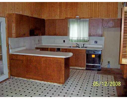 358 Upper Braeburn Road Lower Burrell, PA 15068 - Photo 3 of 8 Kitchen.