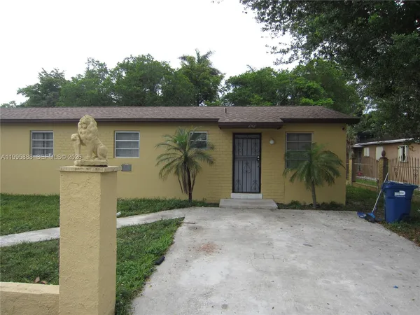 $2,550 | 2512 Northwest 175th Terrace, Miami Gardens, FL 33056