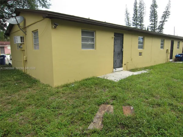 $2,550 | 2512 Northwest 175th Terrace, Miami Gardens, FL 33056
