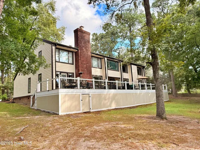 $998,894 | 259 West Rock Creek Road, New Bern, NC 28562