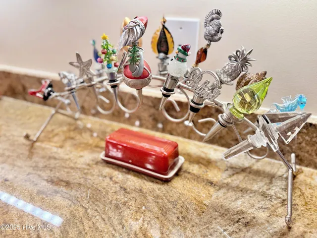 $998,894 | 259 West Rock Creek Road, New Bern, NC 28562