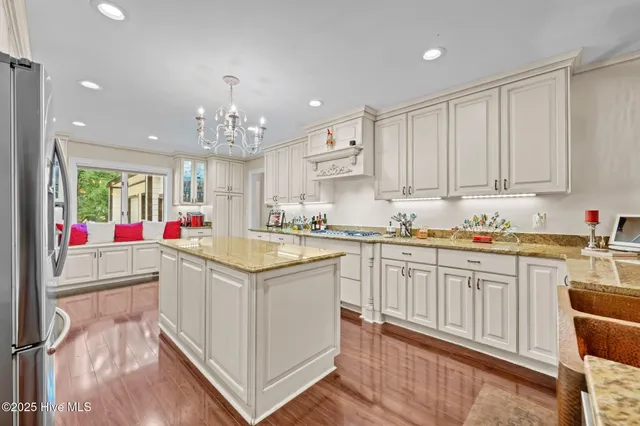 $998,894 | 259 West Rock Creek Road, New Bern, NC 28562