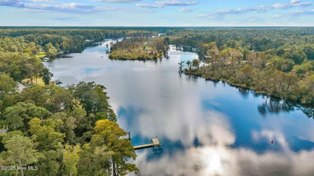 $998,894 | 259 West Rock Creek Road, New Bern, NC 28562