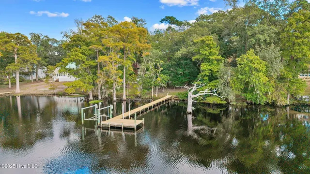 $998,894 | 259 West Rock Creek Road, New Bern, NC 28562