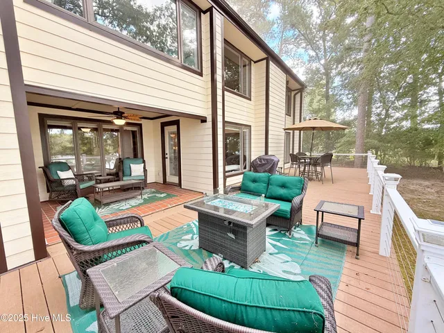 $998,894 | 259 West Rock Creek Road, New Bern, NC 28562