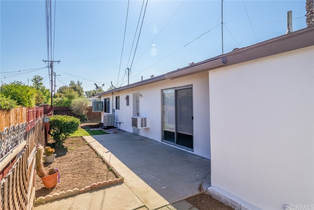 640 Snead Drive Hemet, CA 92543 - Photo 25 of 30 a view of a house with porch