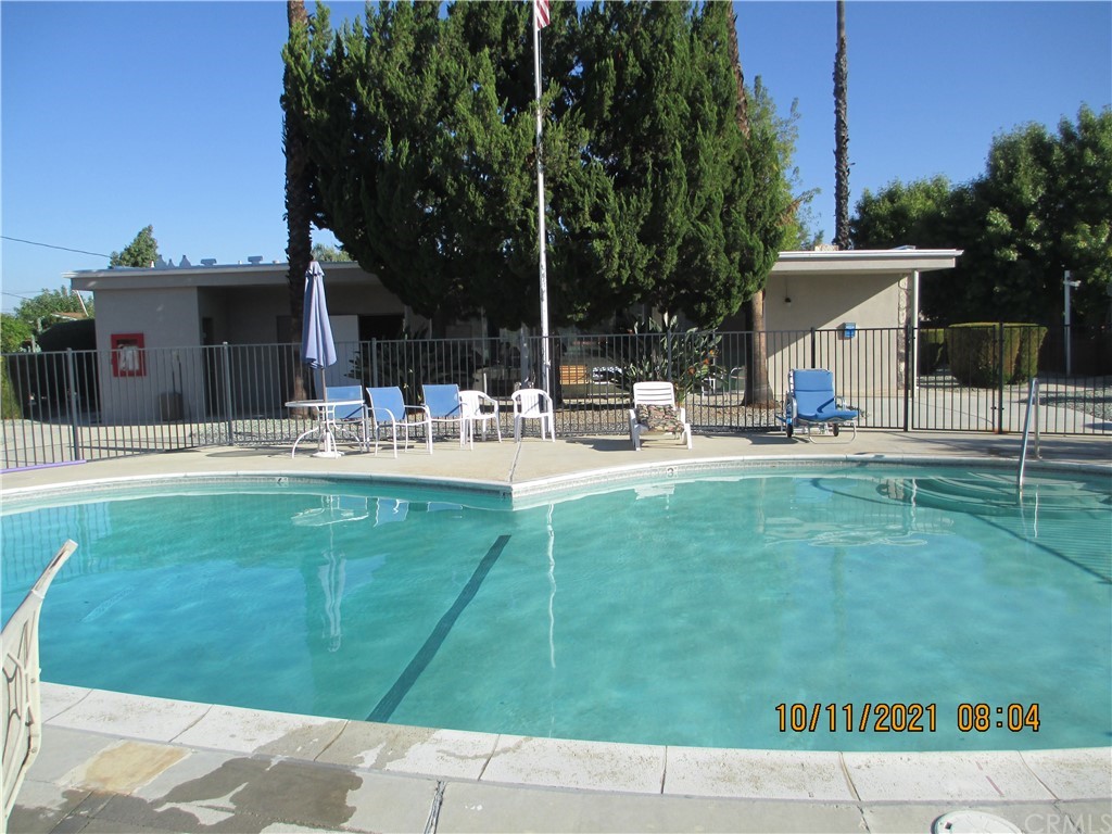 640 Snead Drive Hemet, CA 92543 - Photo 28 of 30 a view of a house with backyard and sitting area