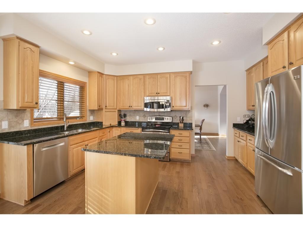 17545 George Moran Drive Eden Prairie, MN 55347 - Photo 7 of 46 Gallery Image 7