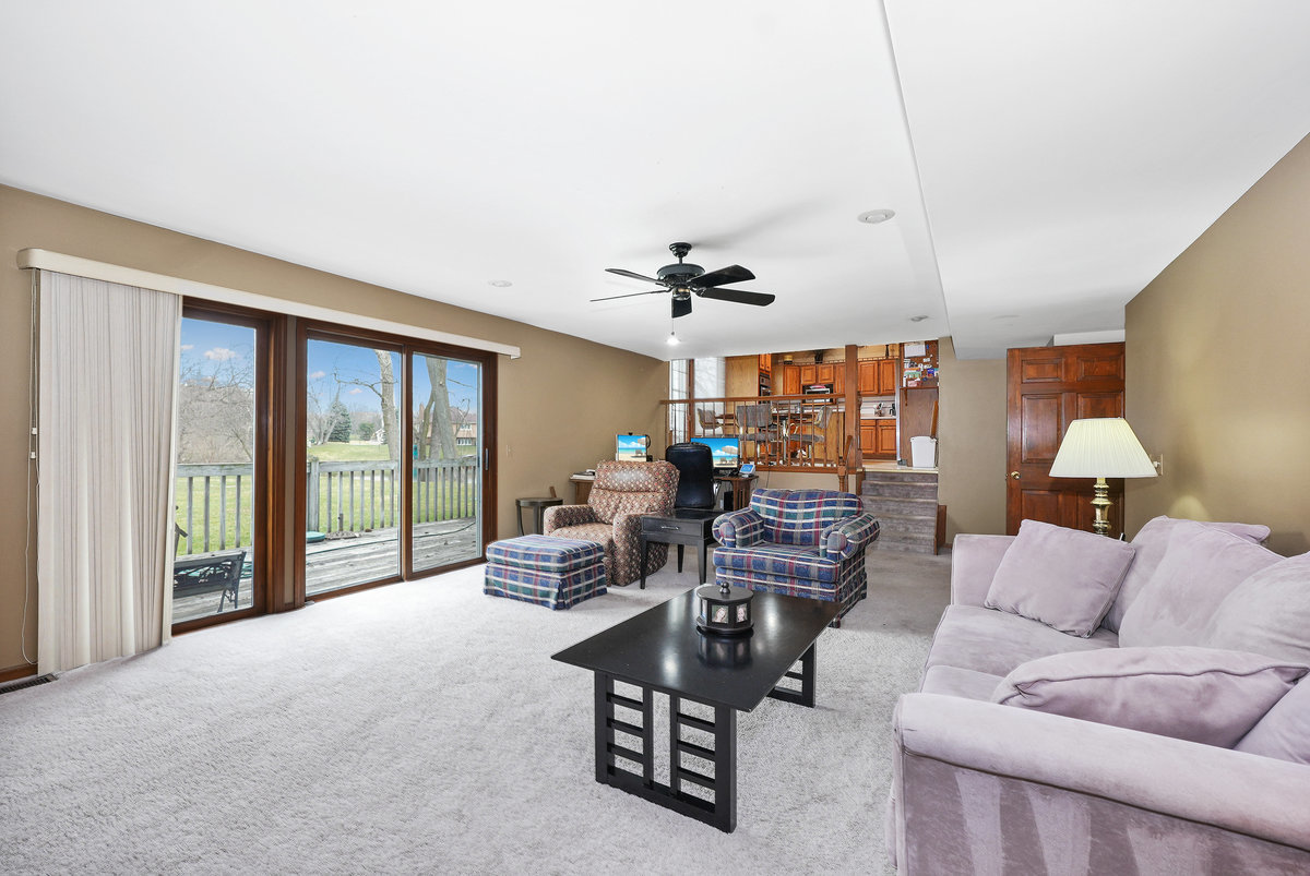2 Valley View Drive Lemont, IL 60439 - Photo 12 of 36 a living room with furniture and a large window