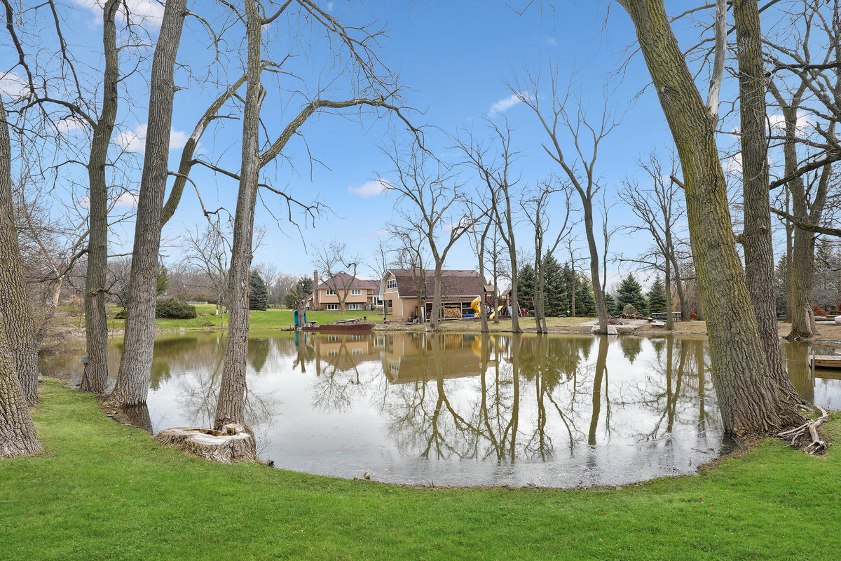 2 Valley View Drive Lemont, IL 60439 - Photo 31 of 36