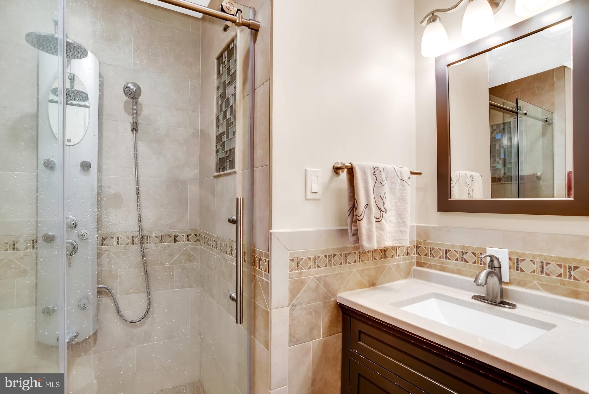 3207 Blueford Road Kensington, MD 20895 - Photo 14 of 30 2nd Master Bath
