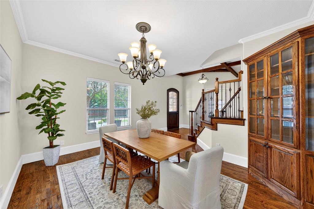 9515 Edith Lane Dallas, TX 75220 - Photo 13 of 39 Formal Dining