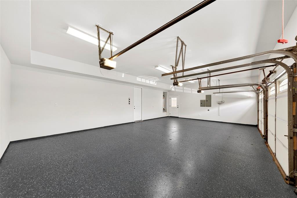 9515 Edith Lane Dallas, TX 75220 - Photo 31 of 39 Newly Epoxy Coated flooring