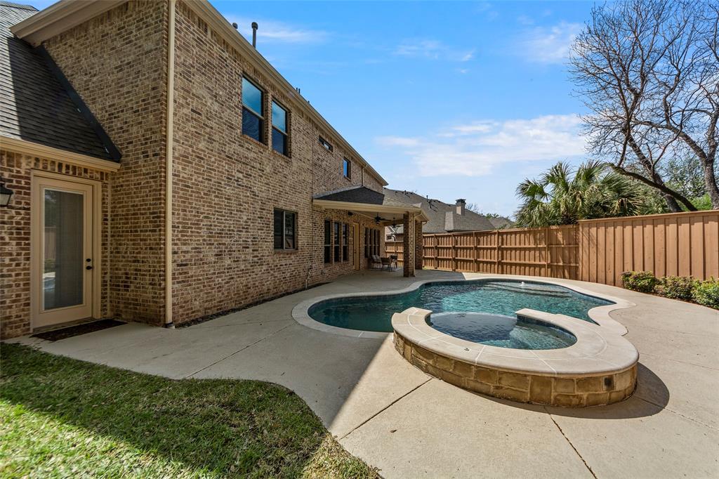 9515 Edith Lane Dallas, TX 75220 - Photo 6 of 39 Half Bath just off the Pool ARea