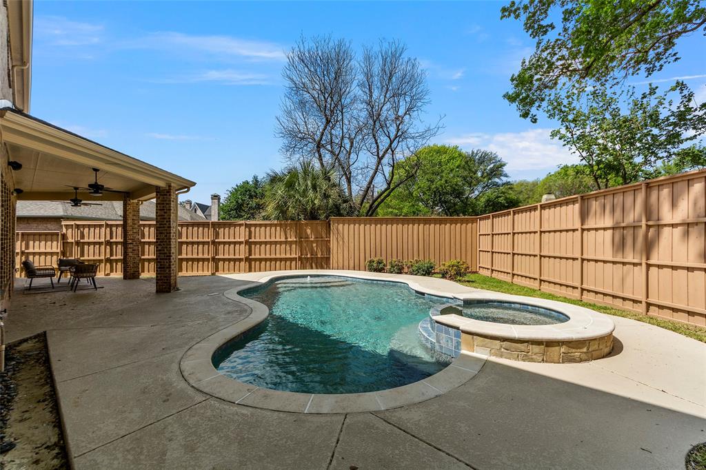 9515 Edith Lane Dallas, TX 75220 - Photo 7 of 39