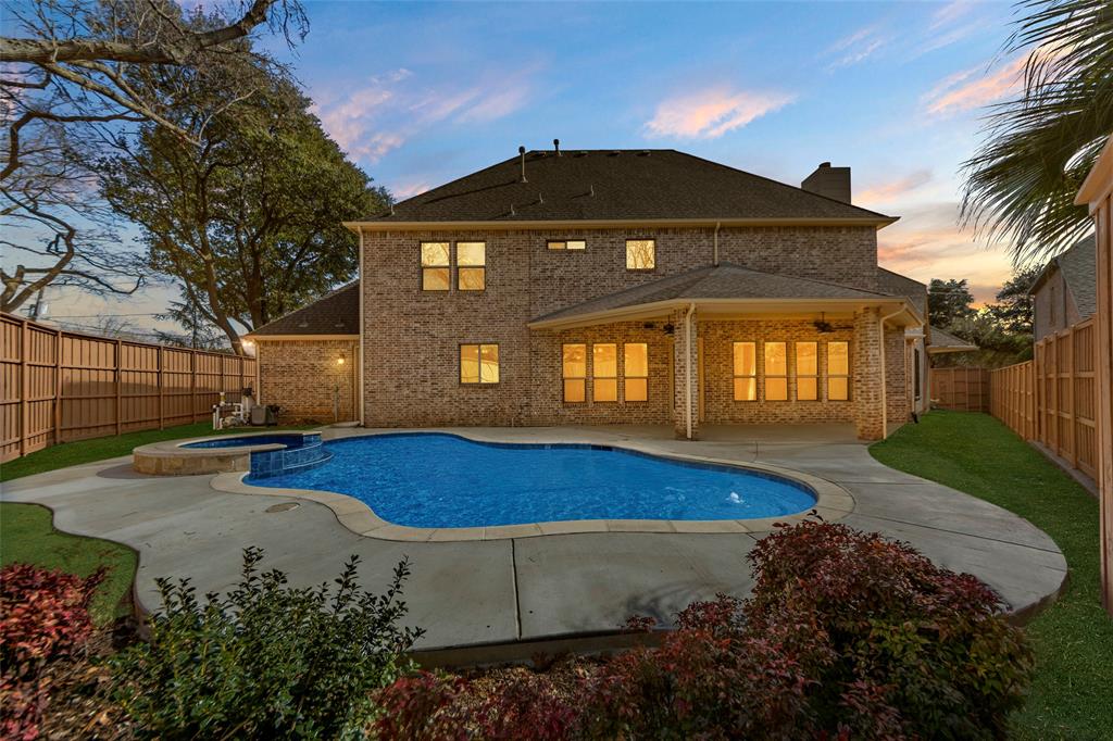 9515 Edith Lane Dallas, TX 75220 - Photo 10 of 39 All Refreshed For You!