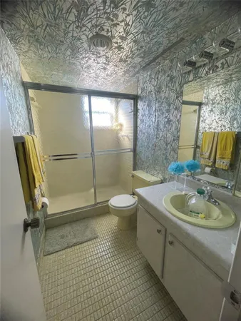 $230,000 | 604 Northeast 2nd Street, Unit 231, Dania Beach, FL 33004