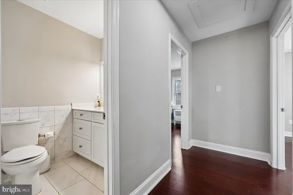 $1,360,000 | 6 Crestview Court, Potomac, MD 20854