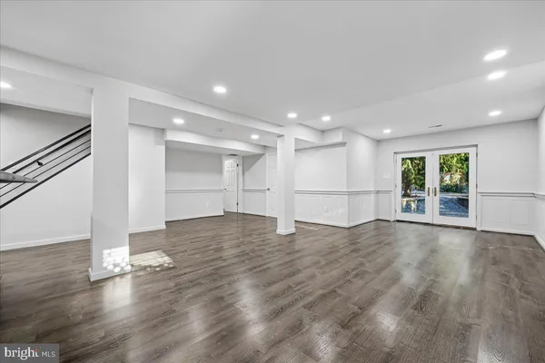 $1,360,000 | 6 Crestview Court, Potomac, MD 20854