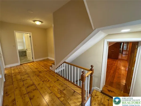 $3,495 | 3686 Lower Saucon Road, Hellertown, PA 18055