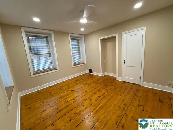 $3,495 | 3686 Lower Saucon Road, Hellertown, PA 18055