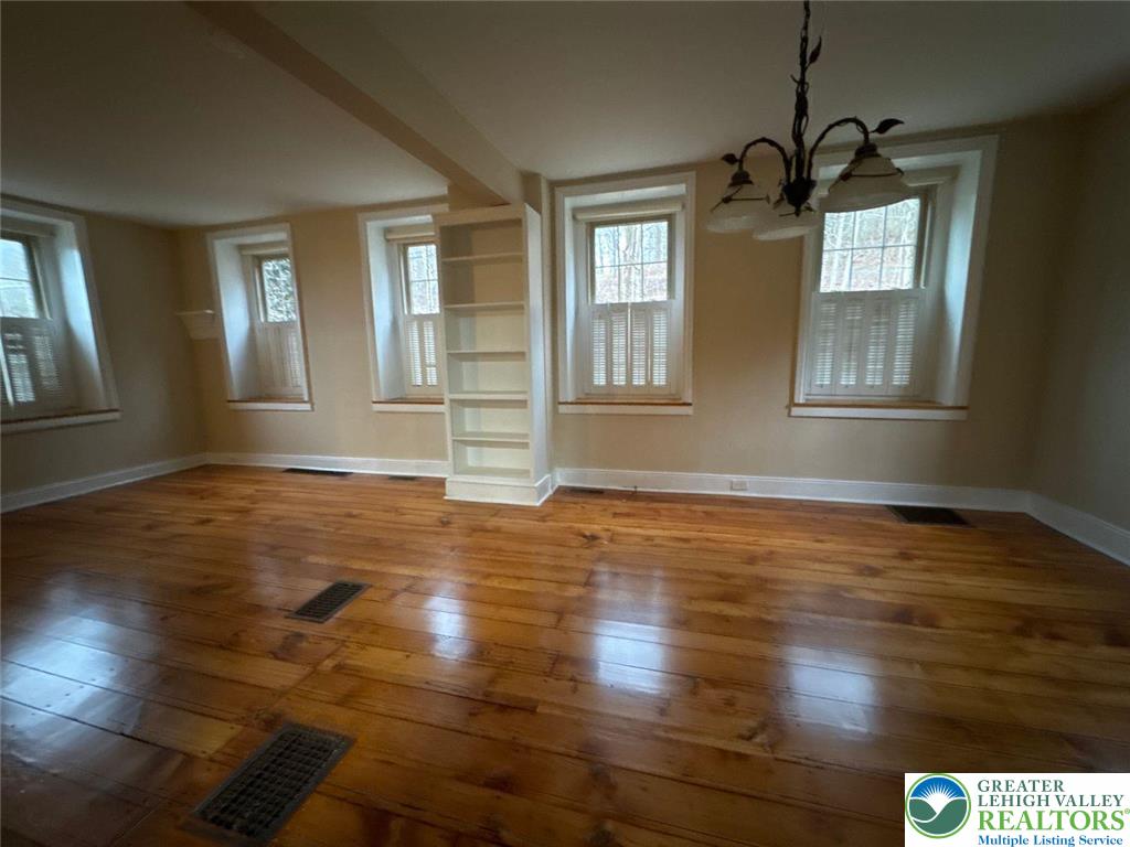 3686 Lower Saucon Road Hellertown, PA 18055 - Photo 8 of 21