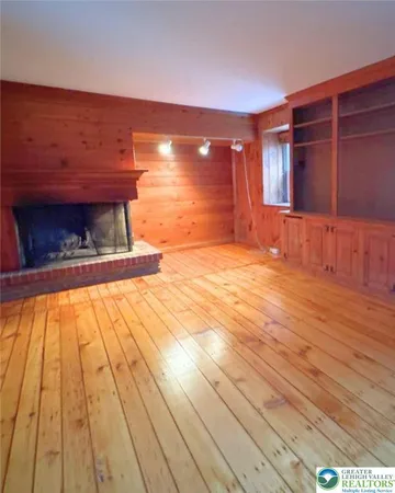 $3,495 | 3686 Lower Saucon Road, Hellertown, PA 18055