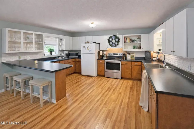 $245,000 | 122 Old Mobile Highway, Lucedale, MS 39452