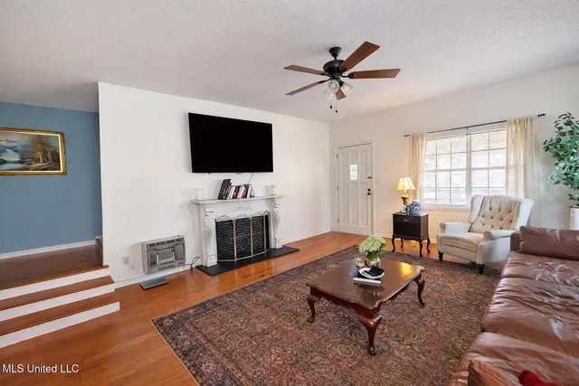 $245,000 | 122 Old Mobile Highway, Lucedale, MS 39452